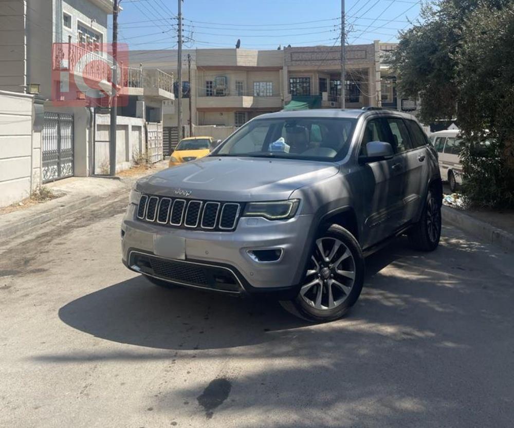 جيب جراند شيروكي